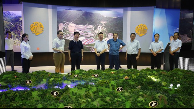 省人大常委會(huì)黨組書記、副主任王璽玉一行蒞臨金徽股份視察項(xiàng)目建設(shè)工作